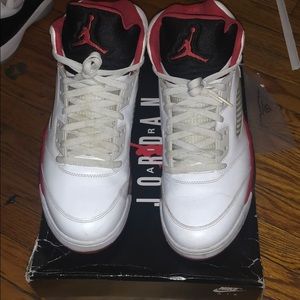 Air Jordan Fire Red 5s (2013)